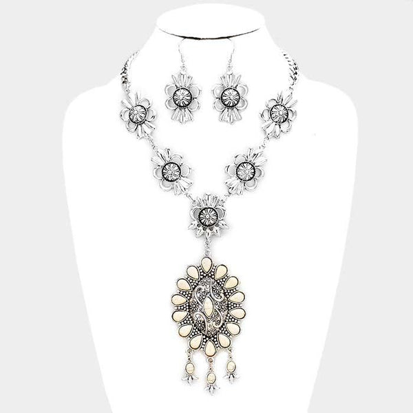 Floral Antique Navajo Howlite Necklace Set