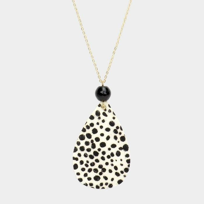 Cheetah Patterned Teardrop Pendant Long Gold Necklace