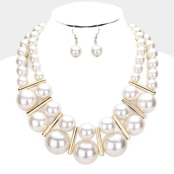Chunky Pearl (faux) Cream Statement Necklace – SPARKLE ARMAND