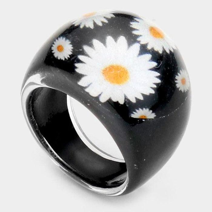 Daisy Flower Printed Lucite Ring Size 7.75