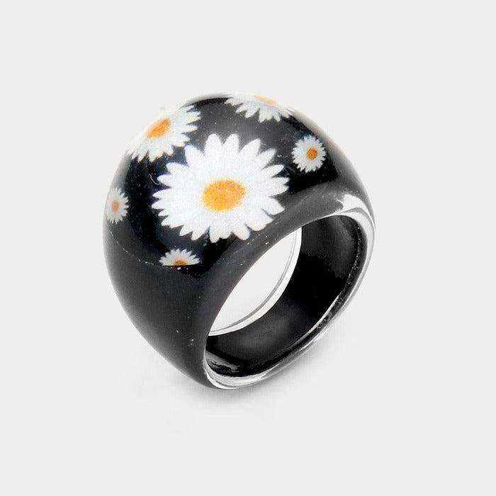 Daisy Flower Printed Lucite Ring Size 7.75