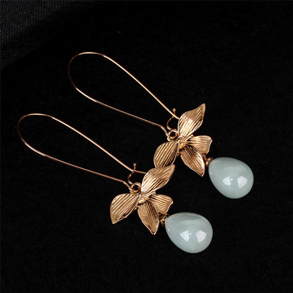 Dangling Sage Green Bead Flower Earring-Earring-SPARKLE ARMAND