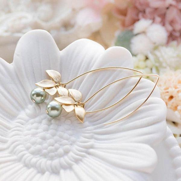 Dangling Sage Green Bead Flower Earring-Earring-SPARKLE ARMAND