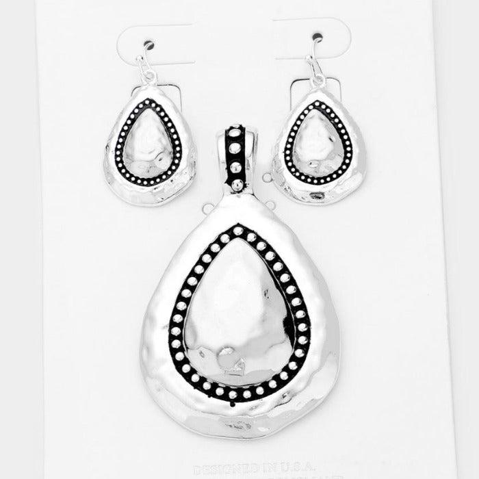 Hammered Teardrop Pendant Earrings Set by icon Collection