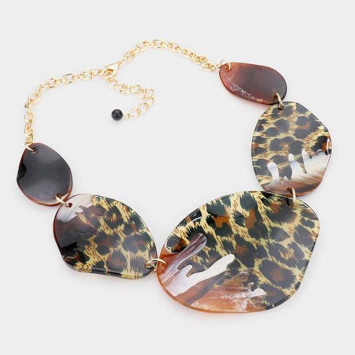 Leopard Patterned Abstract Necklace Set