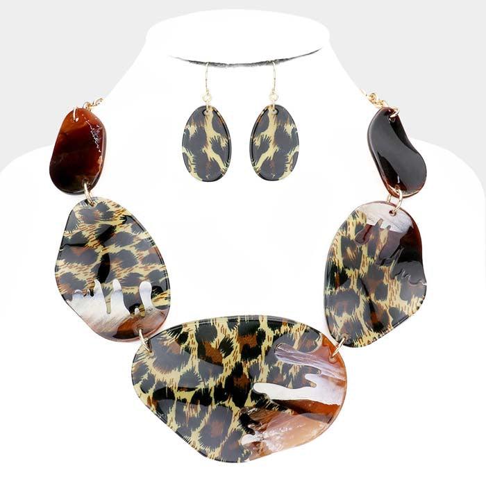 Leopard Patterned Abstract Necklace Set