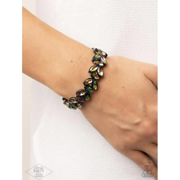 Paparazzi Gilded Gardens Oil Spill Bracelet