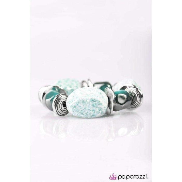 Paparazzi Glaze of Glory Blue Chunky Bead Fashion Bracelet