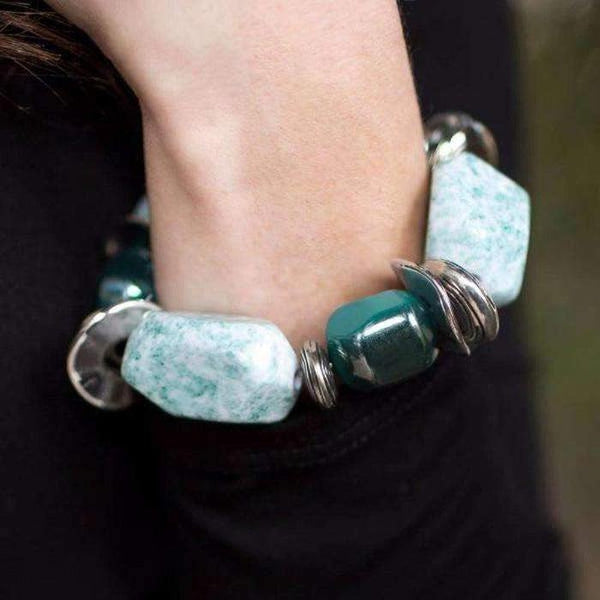 Paparazzi Glaze of Glory Blue Chunky Bead Fashion Bracelet