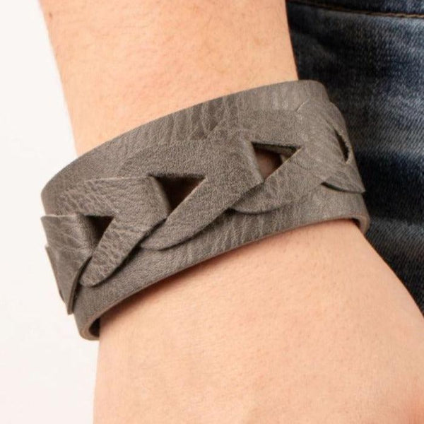 Paparazzi Horse and Carriage Brown Bracelet-Bracelet-SPARKLE ARMAND