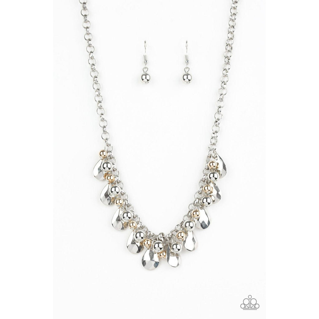 Paparazzi Stage Stunner -Silver Necklace & Earrings Set-Necklace-SPARKLE ARMAND