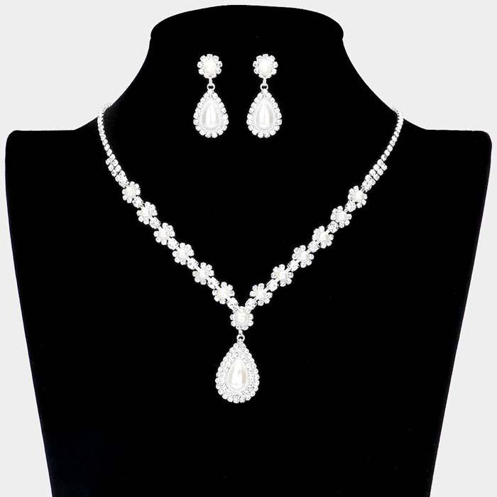 Pearl Centered Flower Rhinestone Silver Necklace Set